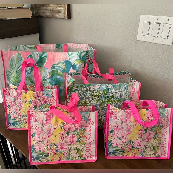 Lilly Pulitzer Handbags - Lilly Pulitzer Re-Usable Tote Bag Set(5)